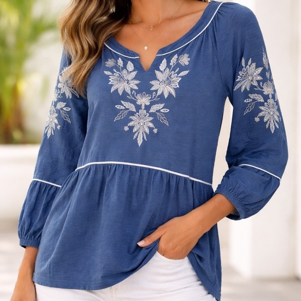 Cupio‎ Blue Floral Embroidered Boho Peasant Top XS Spring Blouse Flowy NWT